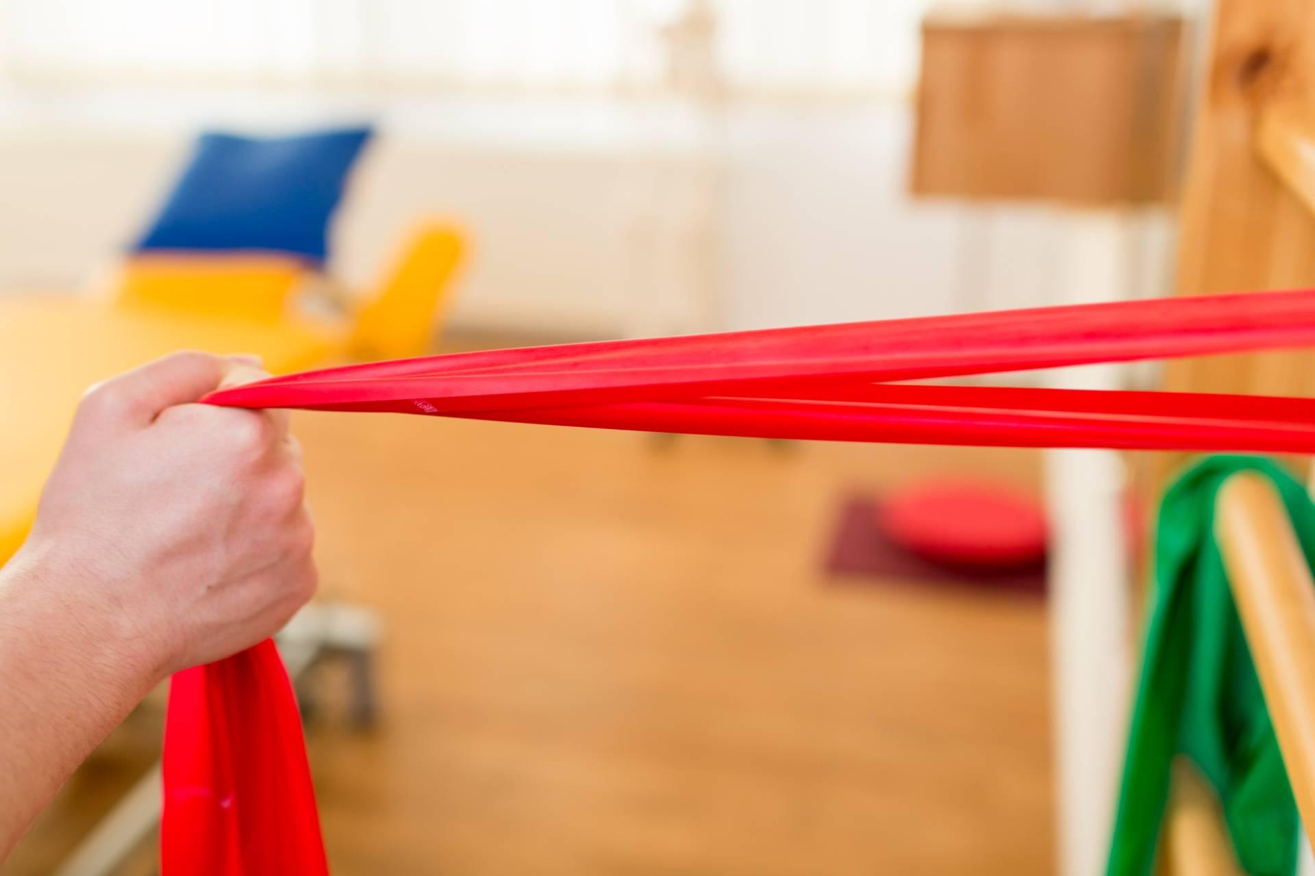 Übung mit dem Theraband